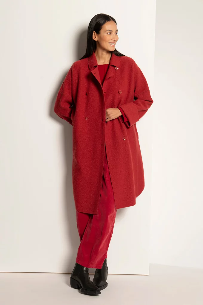 Modell aus der Vetonokollektion Herbst/Winter 2025